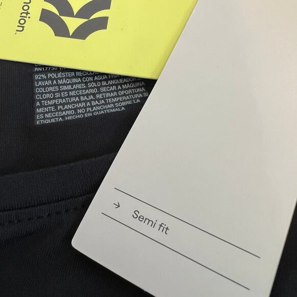 All in Motion Women's Black Crewneck Short Sleeve  T-Shirt - Size Large - NWT - Picture 3 of 8